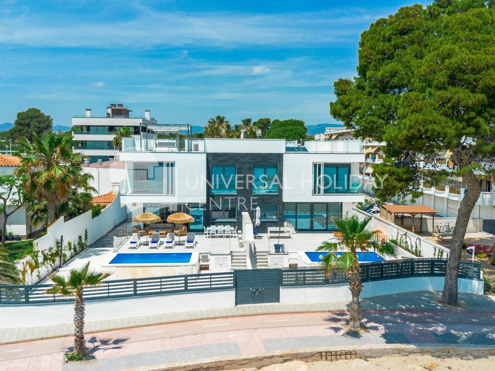 Uhc Villa Portofino Cambrils Esterno foto