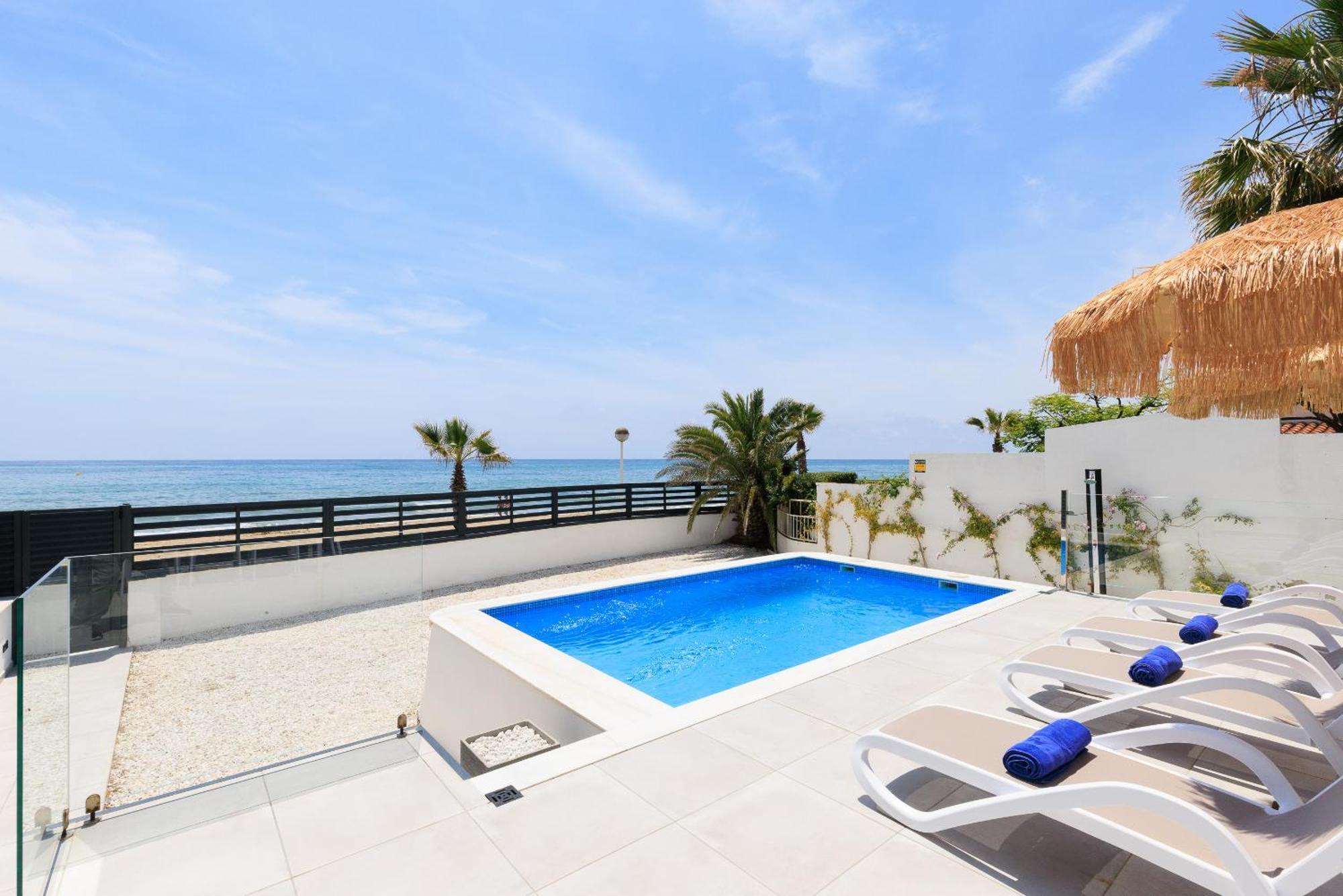 Uhc Villa Portofino Cambrils Esterno foto